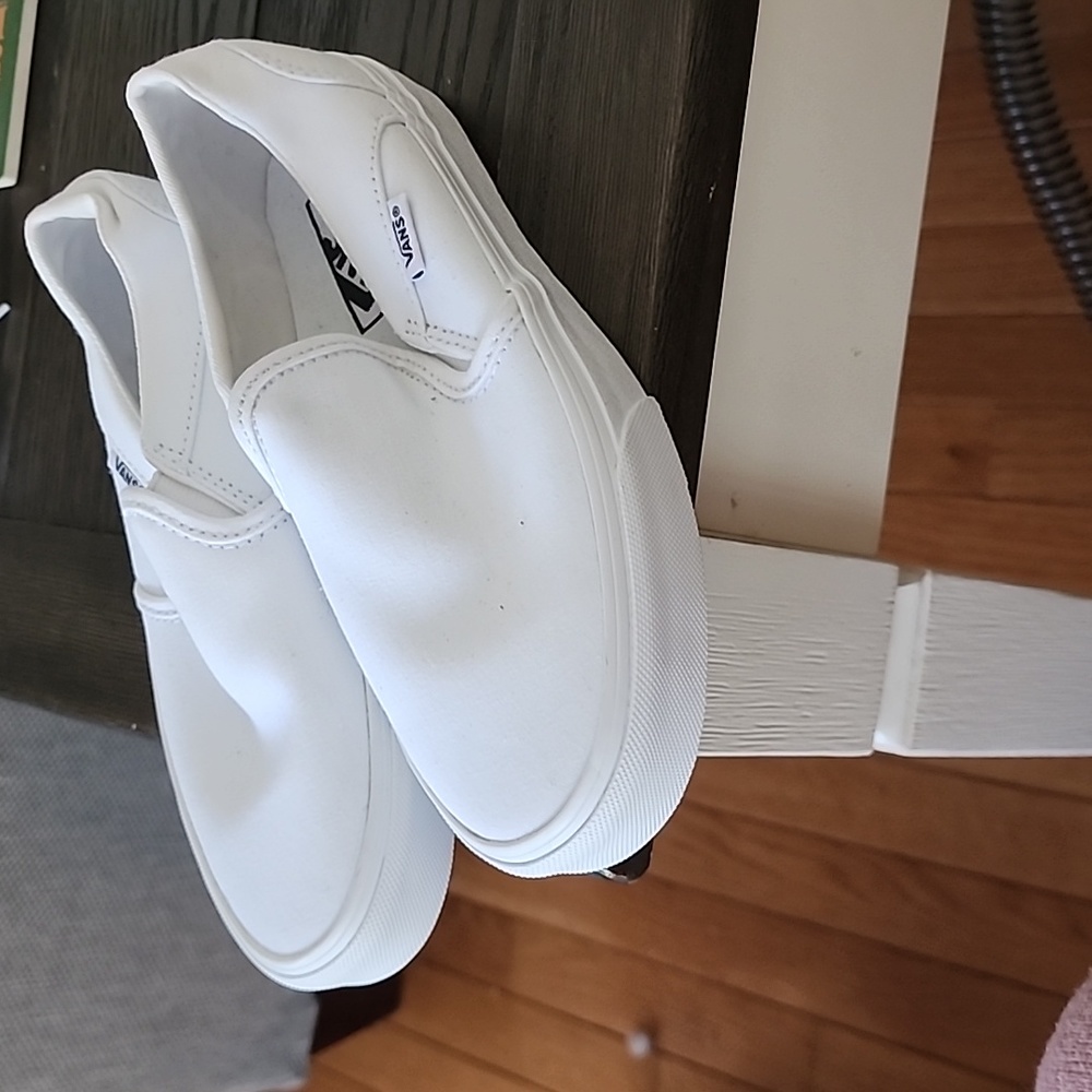 White van slip on women size 5 - Picture 2 of 2